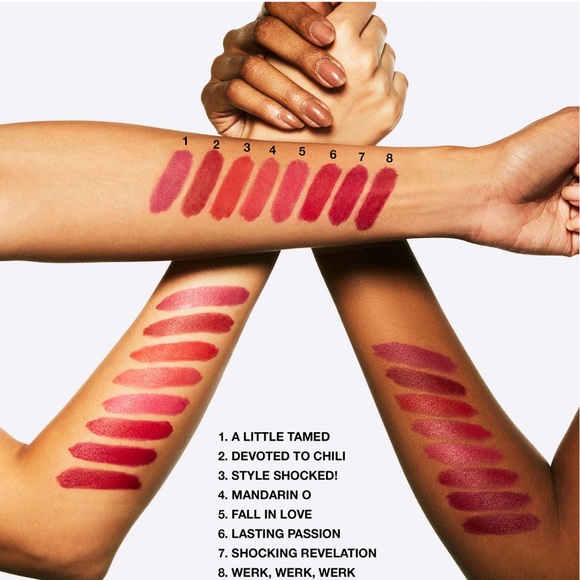 🎉SALE🎉NWB💄MAC Powder Kiss 💋 Lipstick COLOR: Werk, Werk, Werk (cool red) - Picture 9 of 11